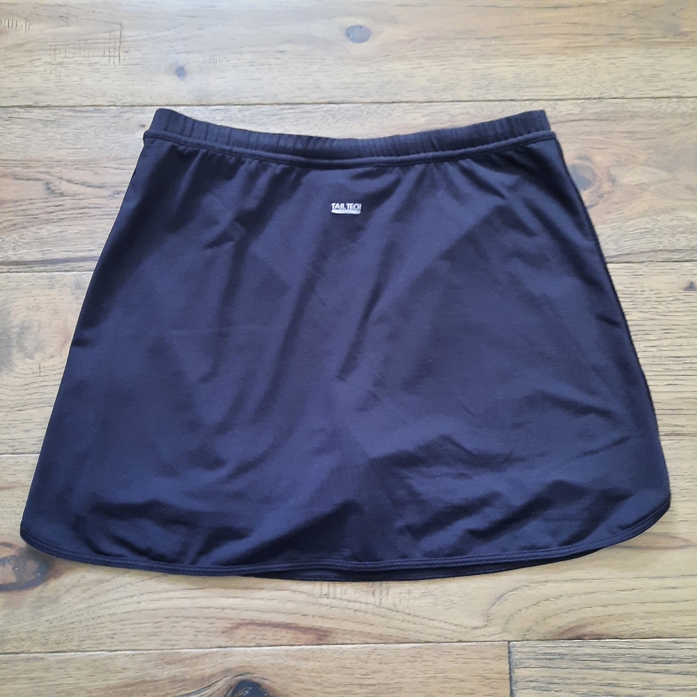 Tail Tech Golf Performance Athletic Skort - Picture 6 of 7